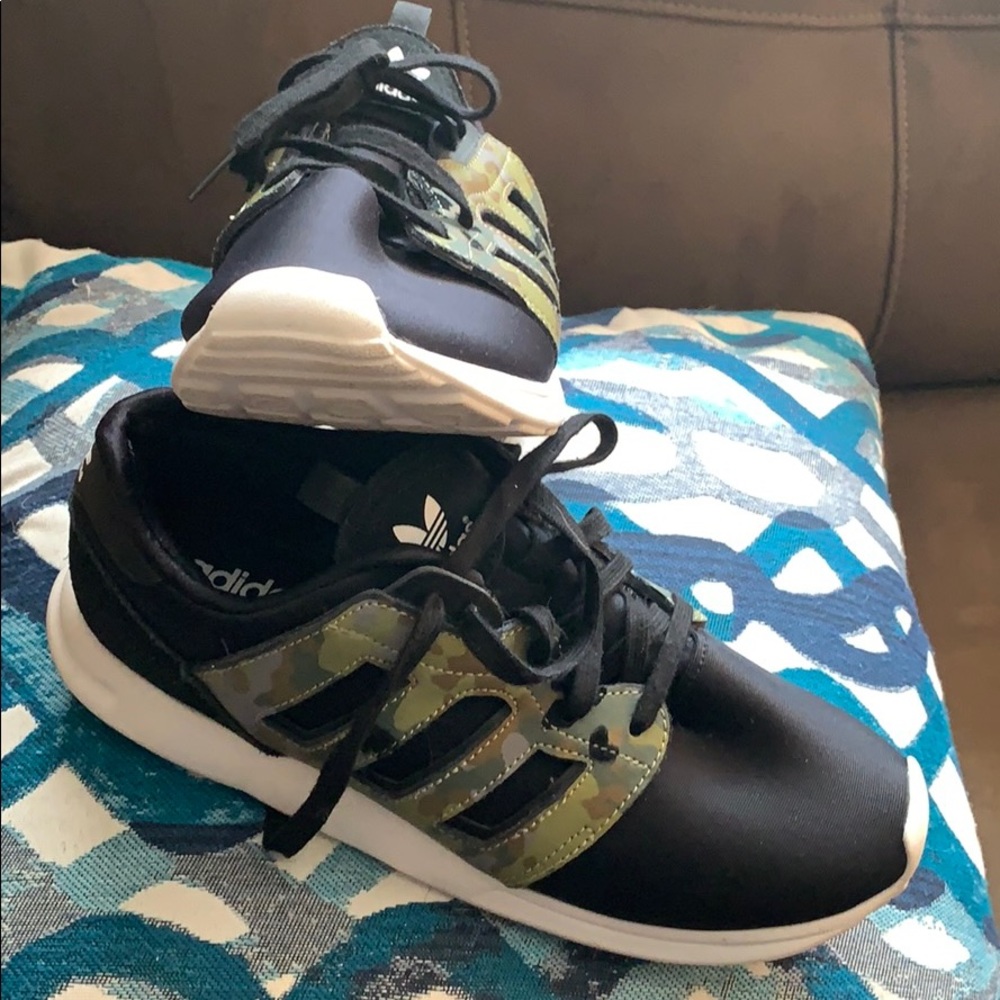 Adidas men’s 8.5 Camo a black neo